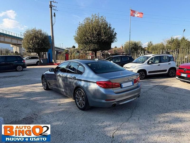 Usata BMW 520 Sport Line 190 CV (139 kW) 2018 Grigio Berlina