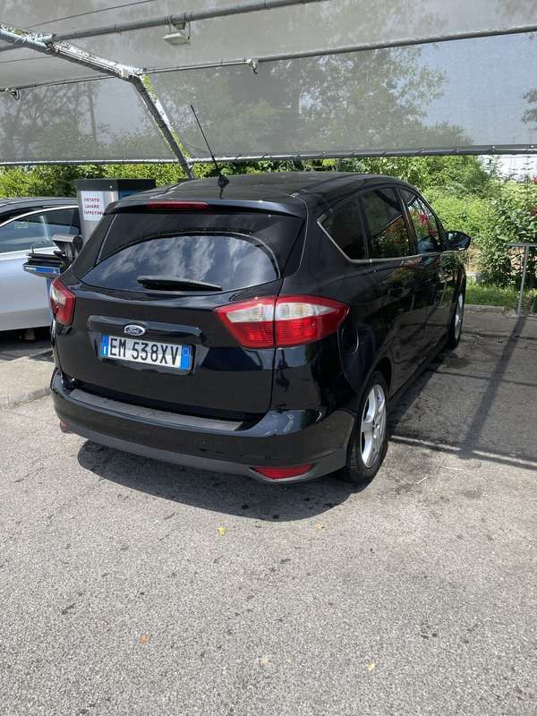 Usata 2012 Ford C-MAX Titanium Monovolume | 3200 € (Ottimo prezzo) - Immagine 1/4