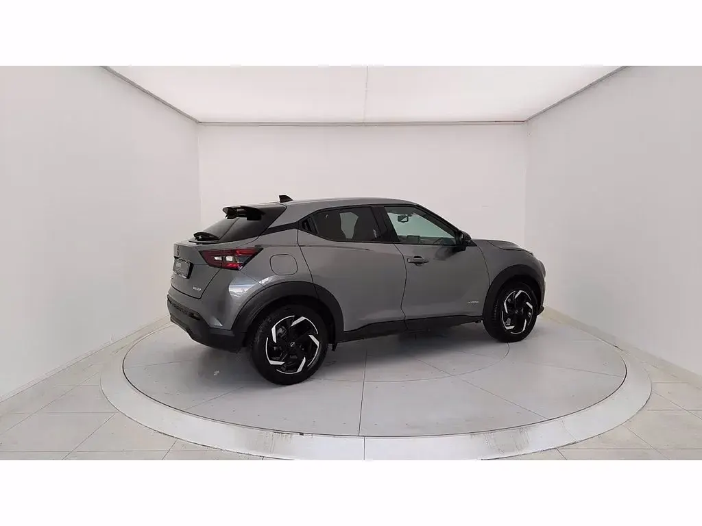 Usata Nissan Juke N-Connecta 143 CV (105 kW) 2023 Grigio SUV