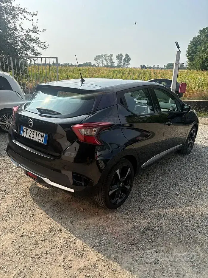 Usata Nissan Micra Visia+ 90 CV (66 kW) 2019 Nero Utilitaria