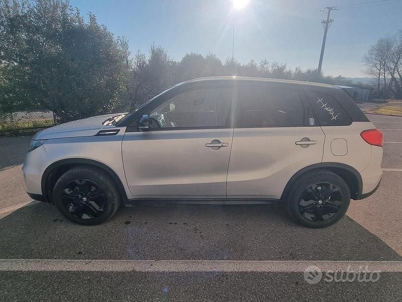 Usata Suzuki Vitara 120 CV (88 kW) 2015 Grigio Berlina