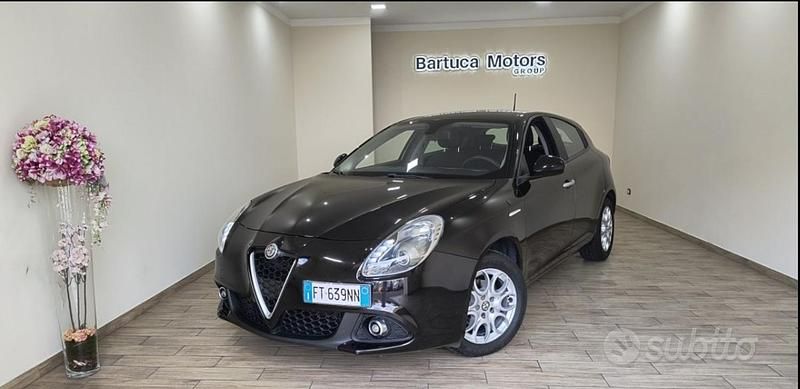 Usata Alfa Romeo Giulietta 120 CV (88 kW) 2018 Nero Utilitaria