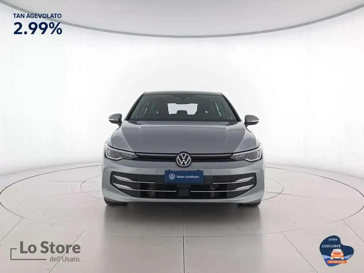 Usata VW Golf VIII Style 150 CV (110 kW) 2025 Dolomite silver metallizzato Berlina