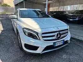 Usata Mercedes GLA200 Premium 136 CV (100 kW) 2017 Bianco SUV
