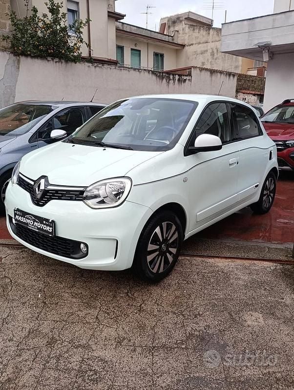 Usata Renault Twingo Intens 92 CV (67 kW) 2020 Verde Utilitaria