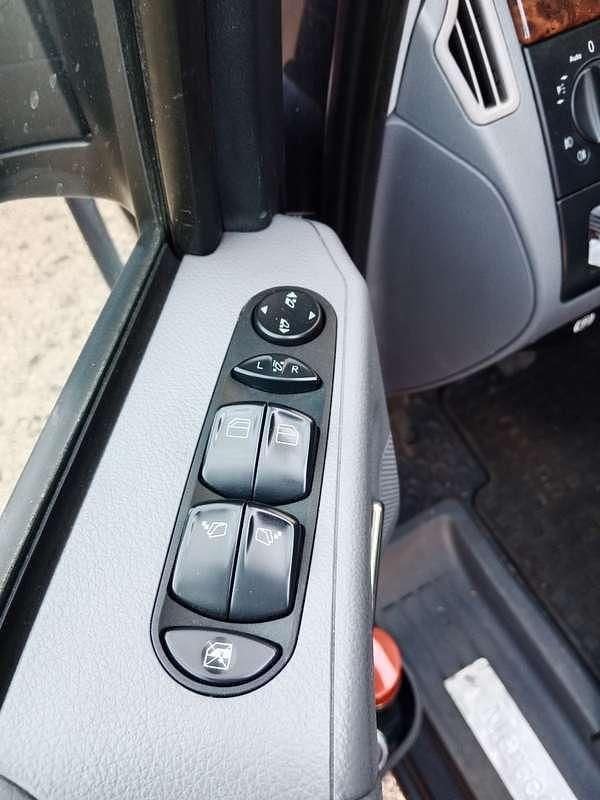 Usata Mercedes Viano 150 CV (110 kW) 2009 Monovolume