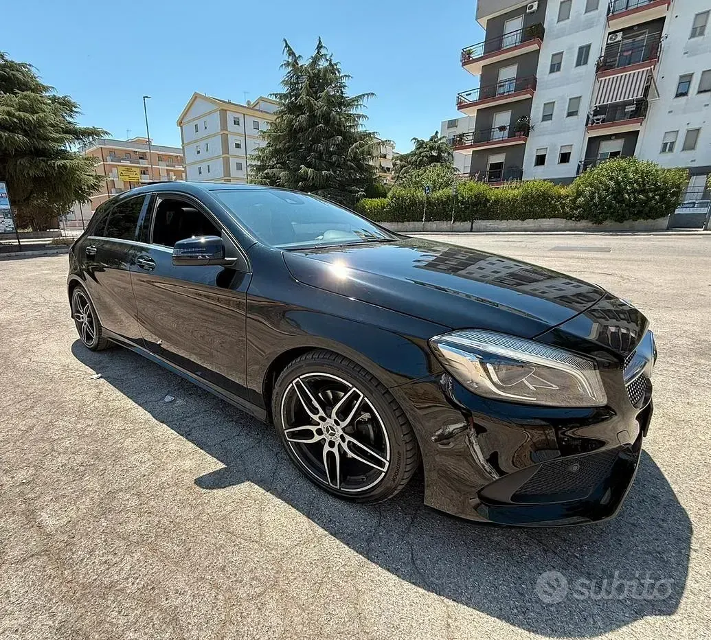 Usata Mercedes 180 Premium 109 CV (80 kW) 2017 Nero Berlina