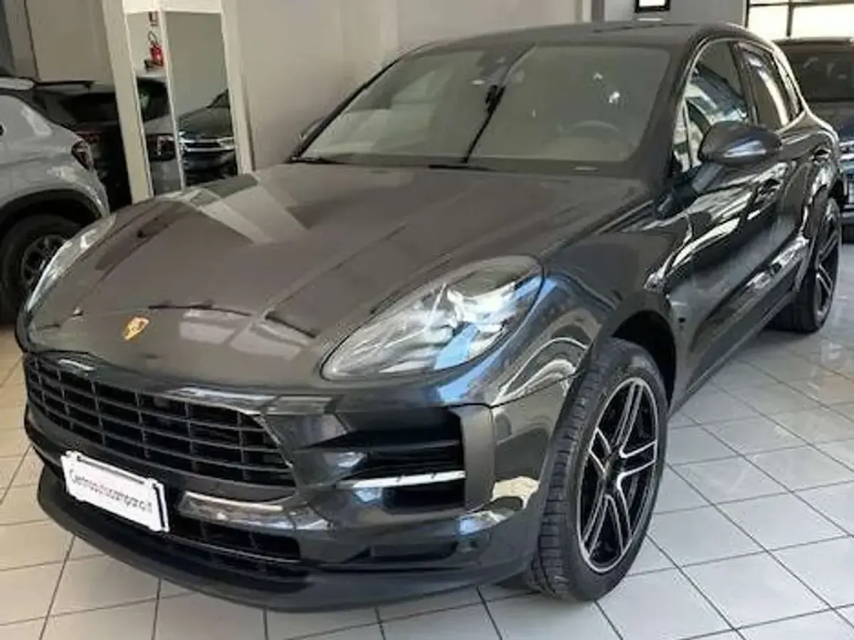 Usata Porsche Macan 245 CV (180 kW) 2019 Grigio SUV