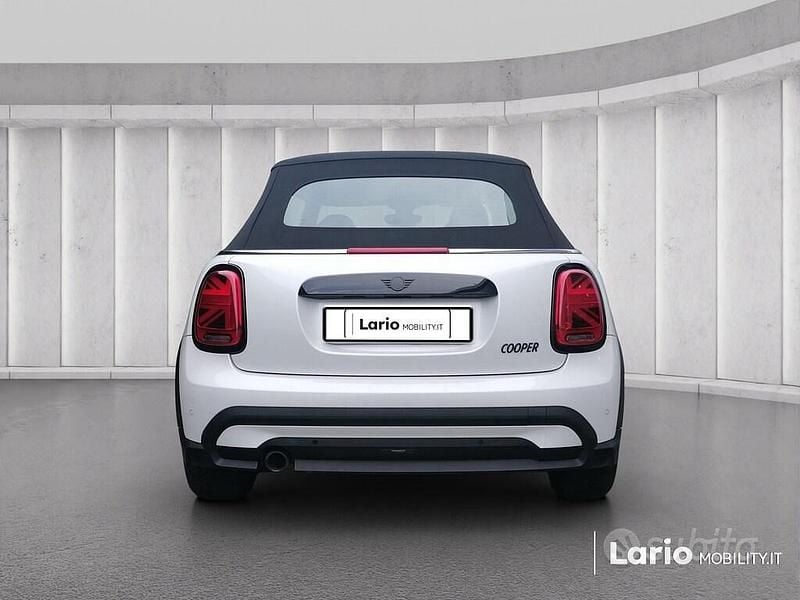 Usata Mini Cooper Cabriolet Classic 136 CV (100 kW) 2023 Bianco Cabrio