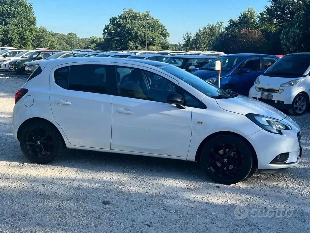 Usata Opel Corsa 90 CV (66 kW) 2019 Bianco Utilitaria