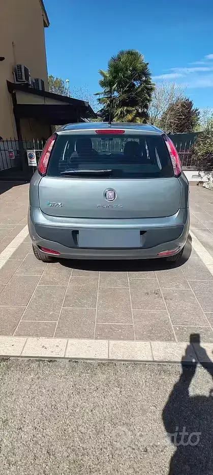 Usata Fiat Punto Evo 77 CV (56 kW) 2011 Grigio Utilitaria