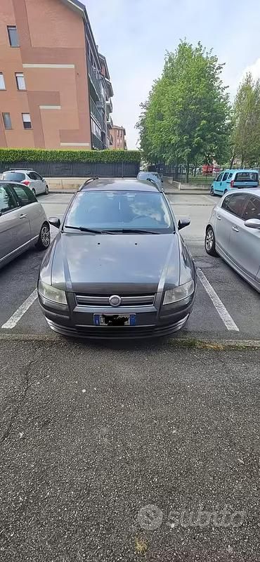 Usata Fiat Stilo 120 CV (88 kW) 2007 Grigio Station wagon