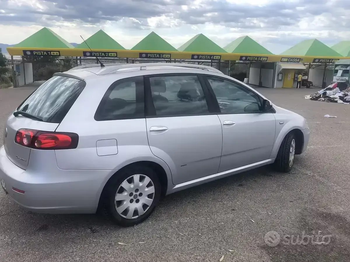 Usata Fiat Croma Active 120 CV (88 kW) 2006 Grigio Station wagon