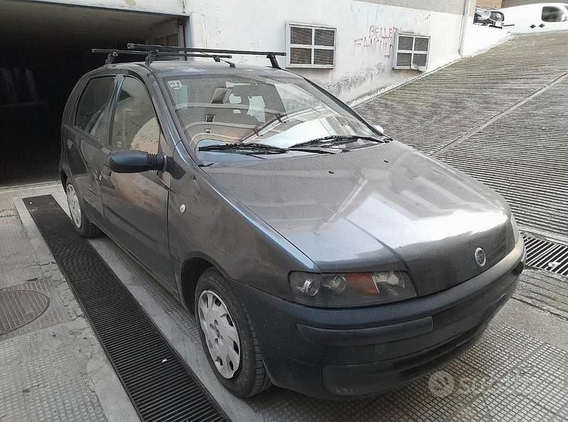 Usata Fiat Punto 2003 Utilitaria