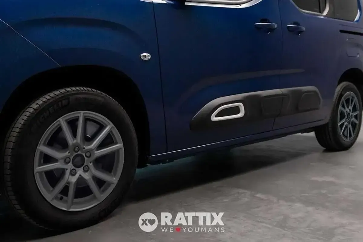 Usata Citroën Berlingo Live 131 CV (96 kW) 2020 Blu Monovolume