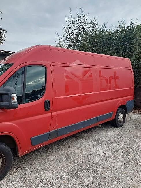 Usata Peugeot Boxer 150 CV (110 kW) 2016 Rosso Furgone