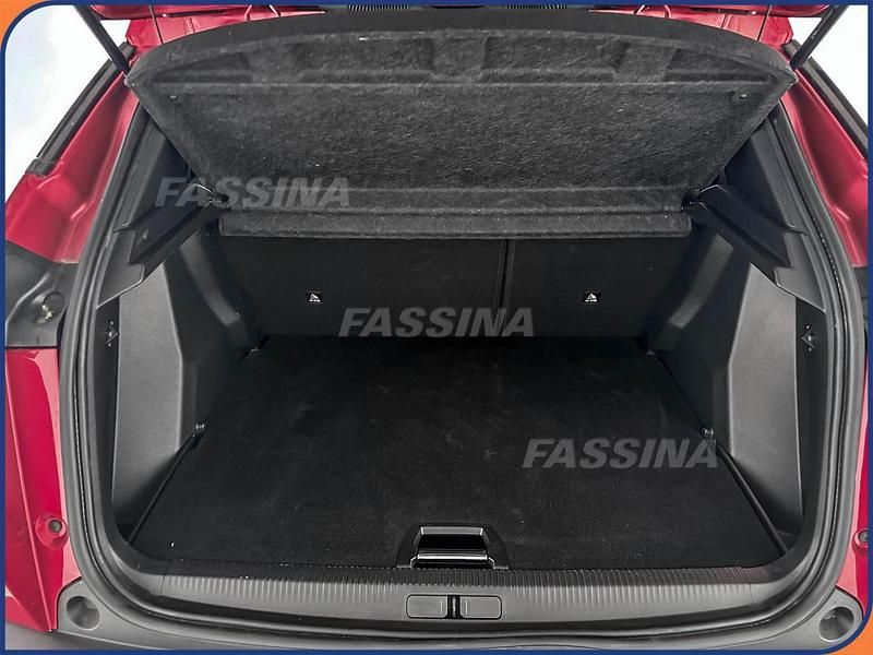 Nuova Peugeot 2008 Allure 102 CV (75 kW) 2025 Rosso SUV