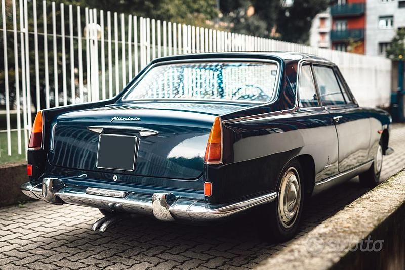 Usata Lancia Flaminia 119 CV (87 kW) 1960 Blu/azzurro Coupé