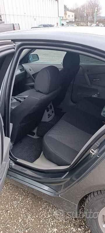 Usata BMW 520 163 CV (119 kW) 2006 Verde Berlina