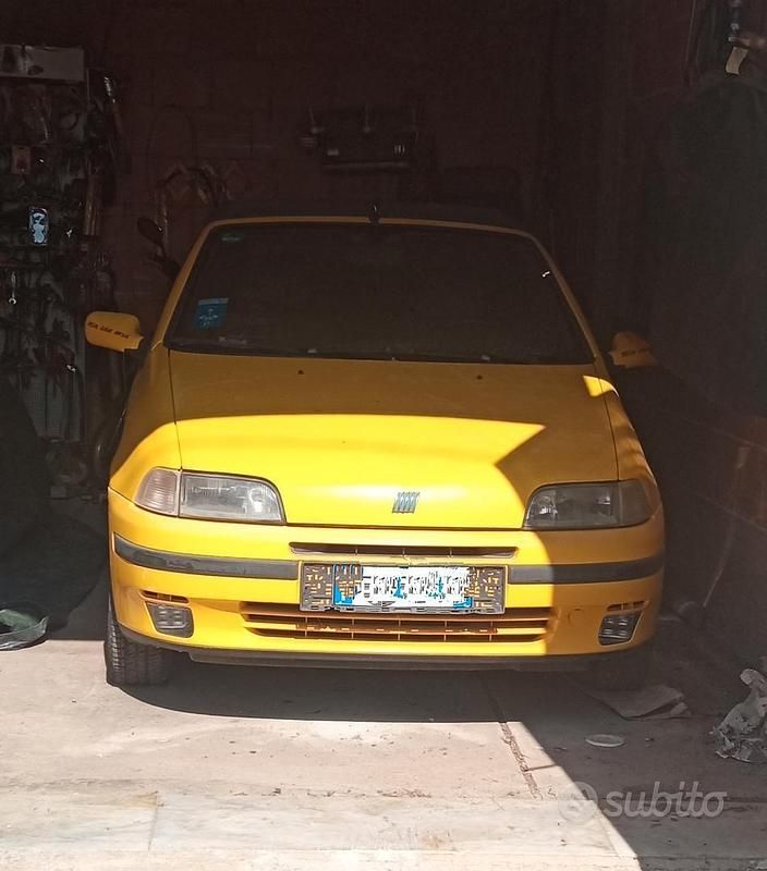 Giallo Usata 1995 Fiat Punto Cabriolet Cabrio | 2000 € - Immagine 1/4