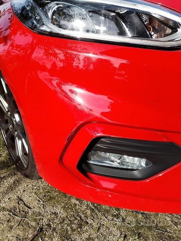 Usata Ford Fiesta ST-Line 120 CV (88 kW) 2018 Rosso Utilitaria