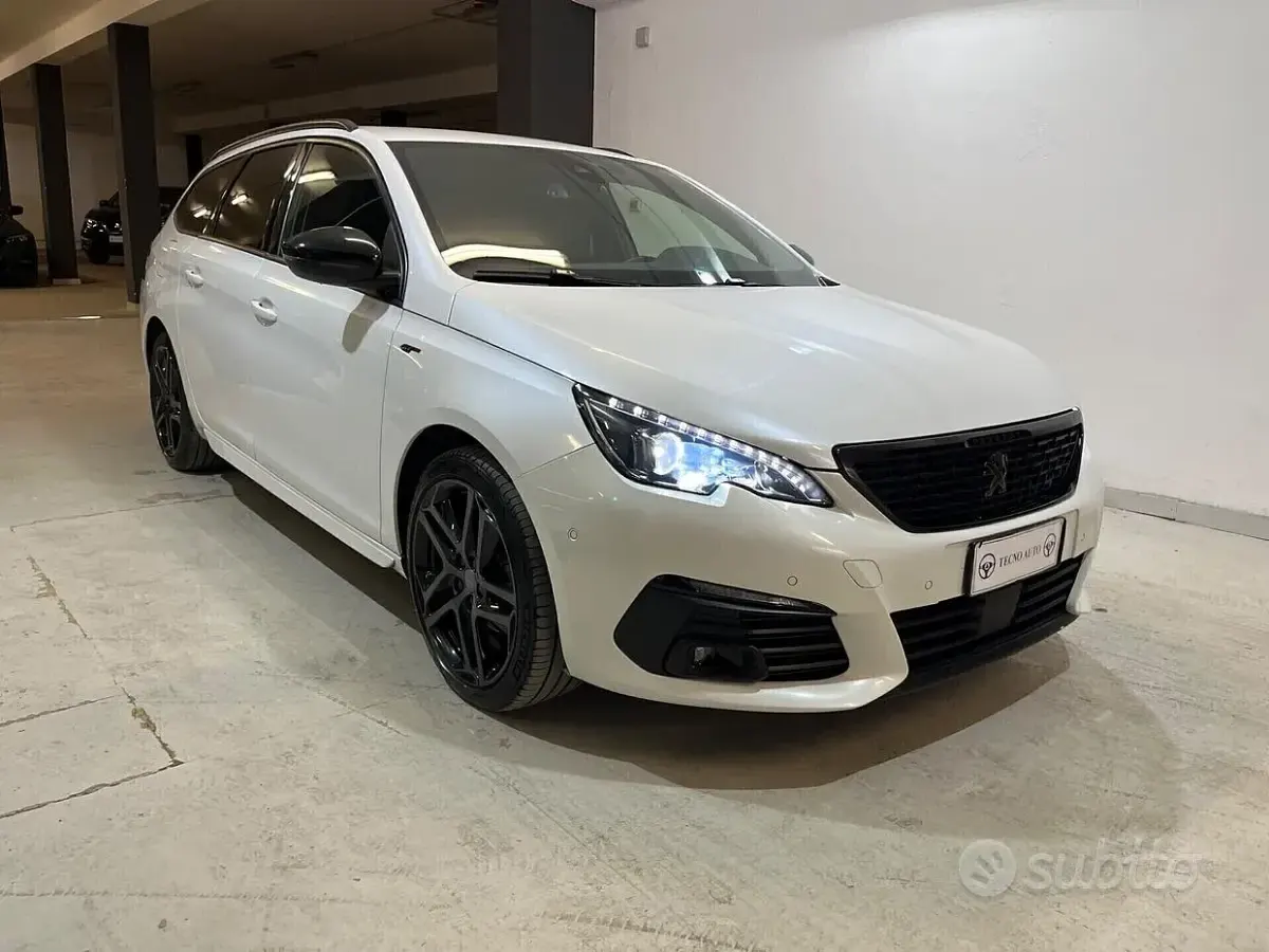 Usata Peugeot 308 GT 131 CV (96 kW) 2021 Bianco Station wagon