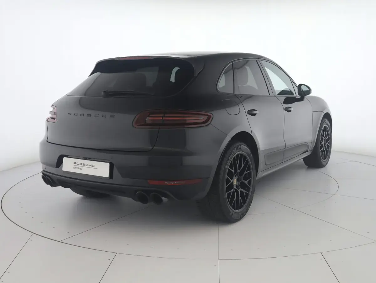 Usata Porsche Macan 360 CV (264 kW) 2017 Nero jet metallizzato SUV