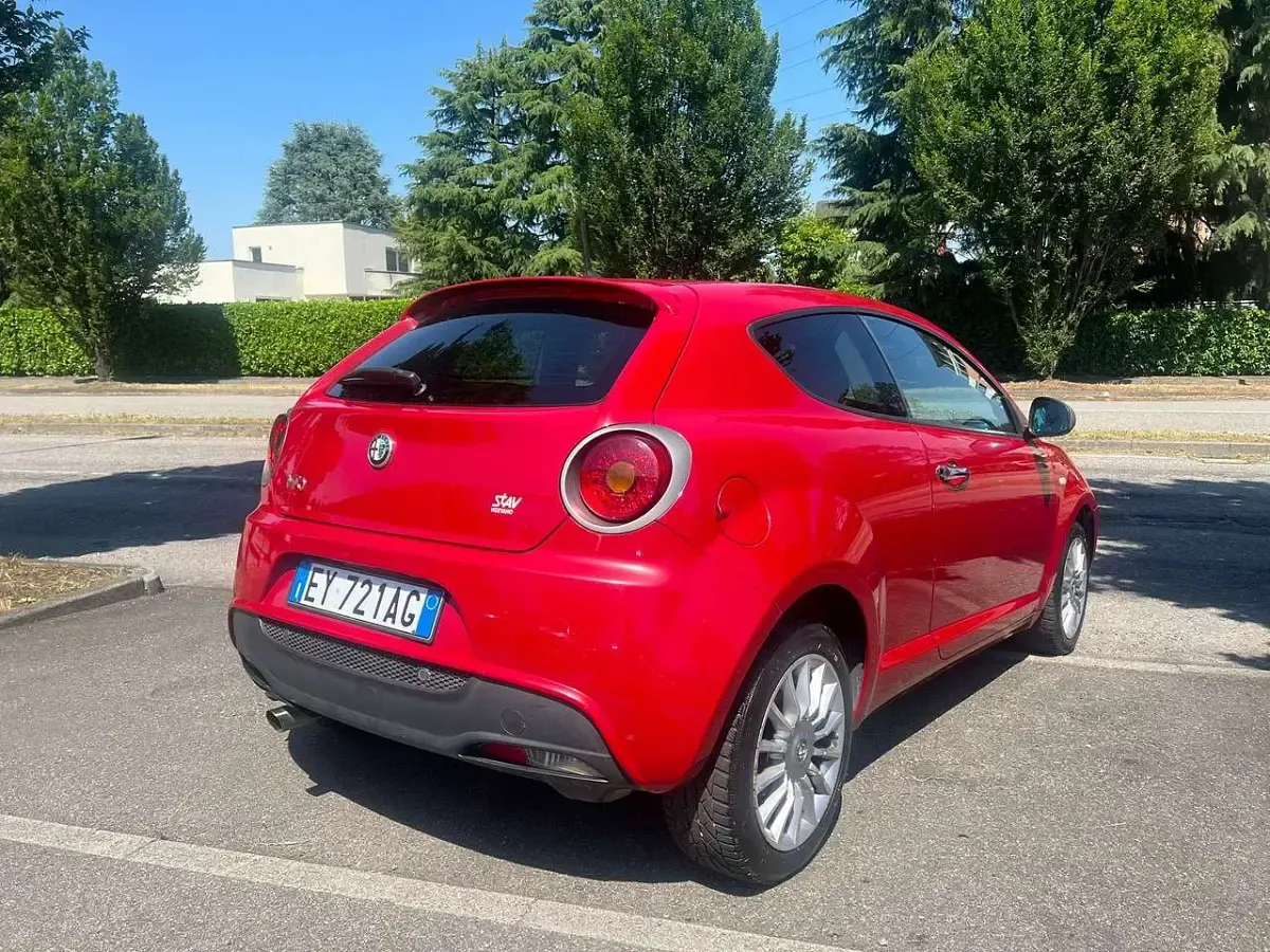 Usata Alfa Romeo MiTo 84 CV (61 kW) 2015 Rosso Utilitaria