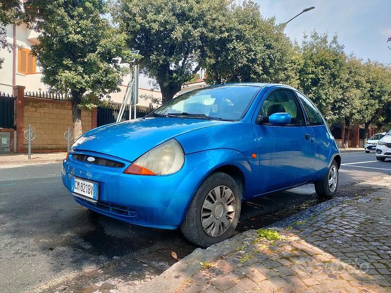 Usata Ford Ka Collection 69 CV (50 kW) 2005 Blu/azzurro Utilitaria