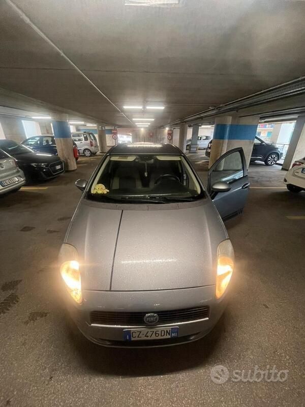 Usata Fiat Grande Punto 65 CV (47 kW) 2006 Utilitaria