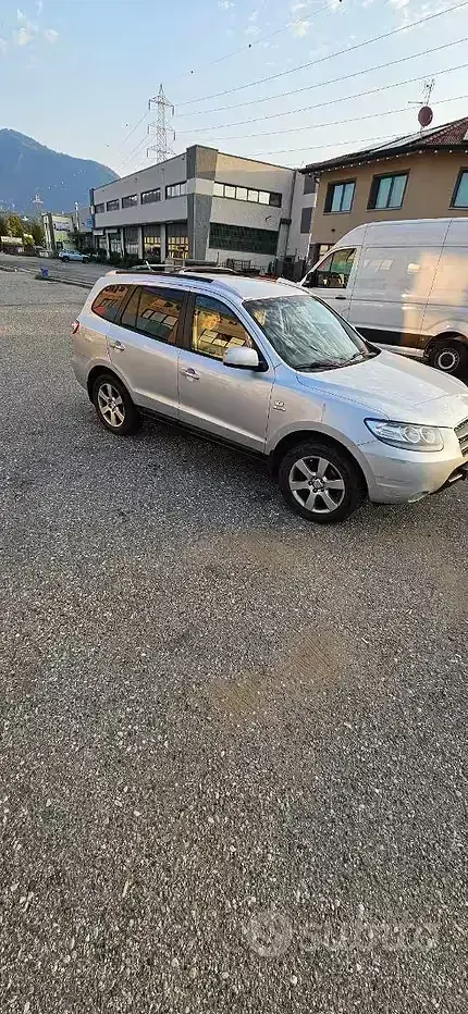 Usata Hyundai Santa Fe 155 CV (114 kW) 2009 Grigio SUV