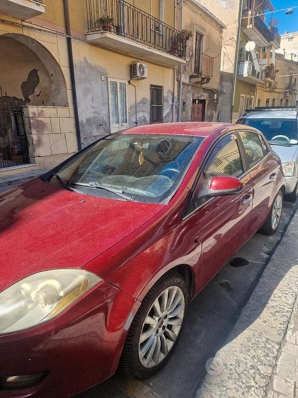 Usata Fiat Bravo 150 CV (110 kW) 2007 Rosso Utilitaria