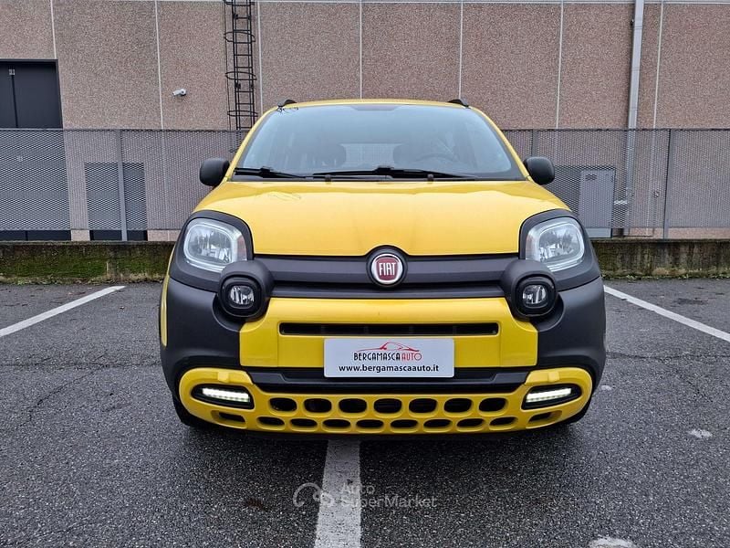 Usata Fiat Panda Cross Cross 69 CV (50 kW) 2020 Giallo Utilitaria