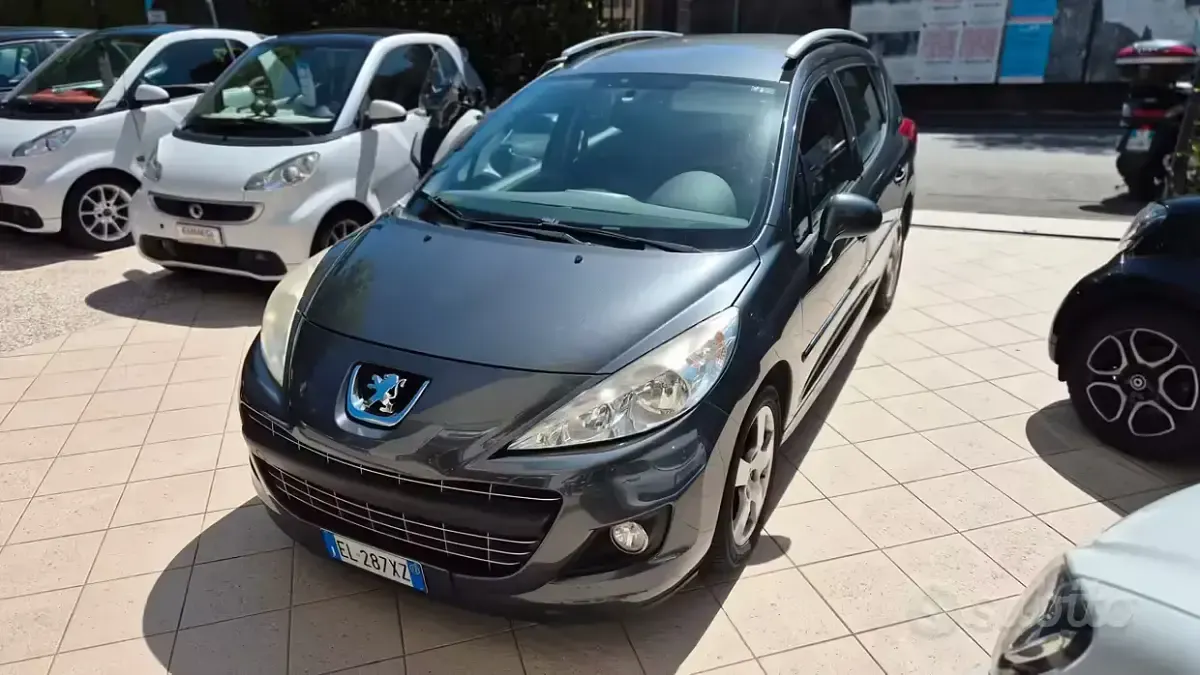 Usata Peugeot 207 68 CV (50 kW) 2012 Grigio Station wagon
