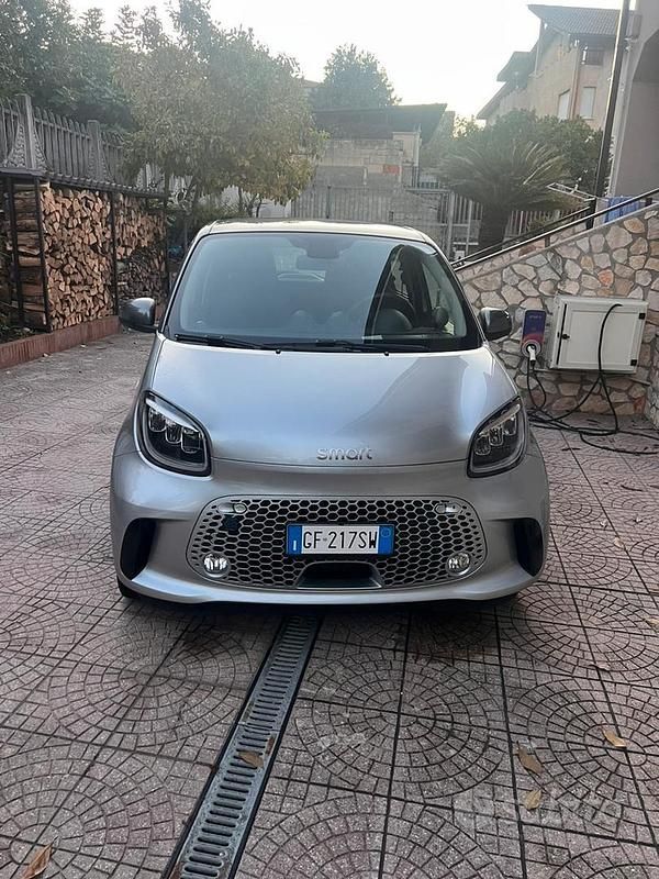 Usata Smart ForFour Electric Drive 41 kW (56 CV) 2021 Grigio Berlina