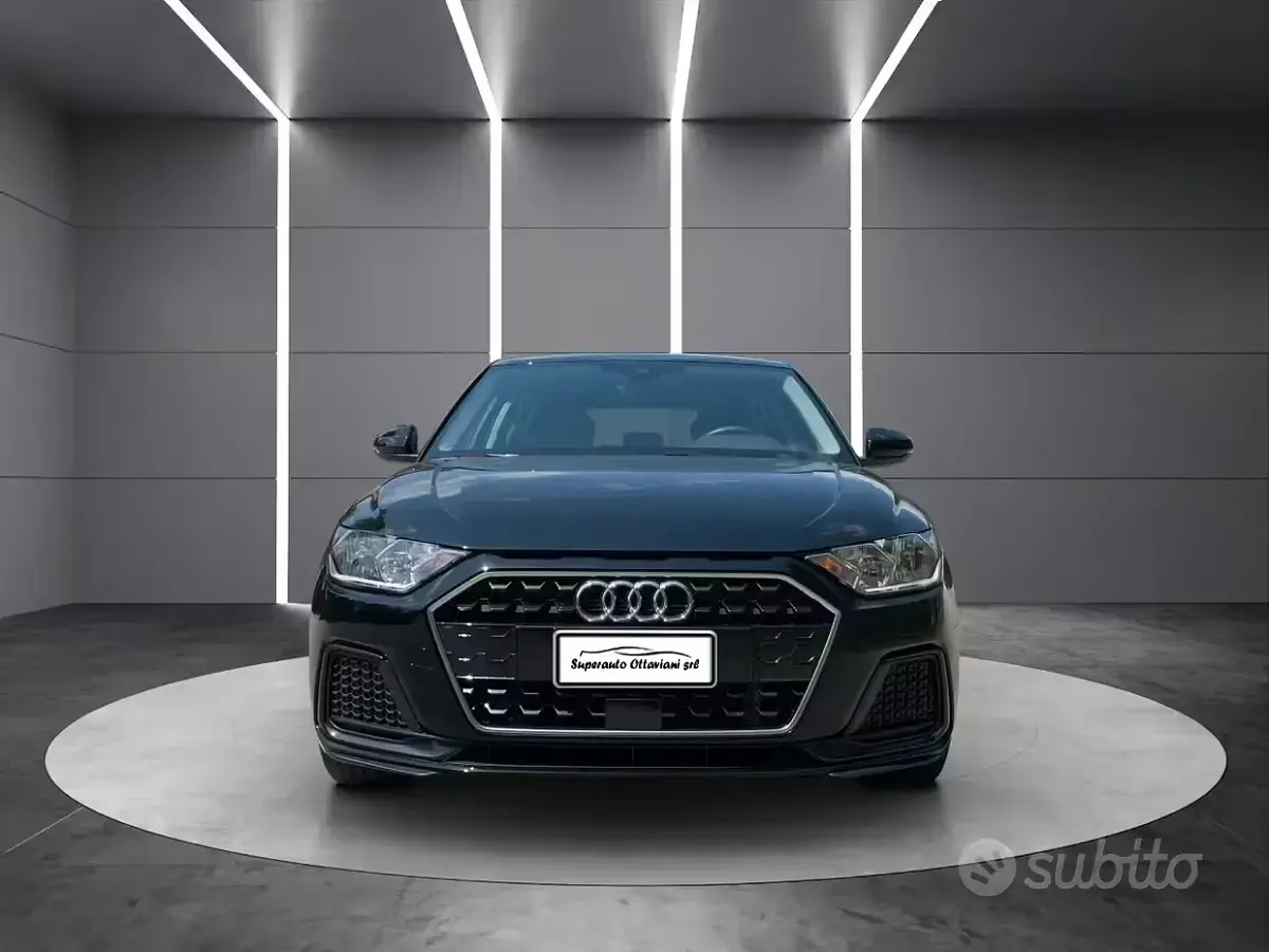 Usata Audi A1 Sportback Admired 95 CV (69 kW) 2024 Nero Utilitaria