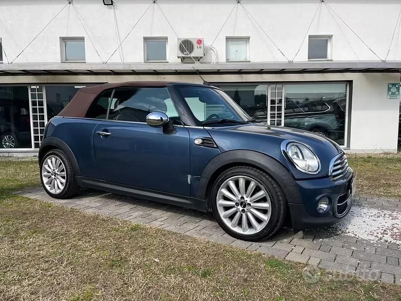 Usata Mini Cooper D 112 CV (82 kW) 2010 Utilitaria