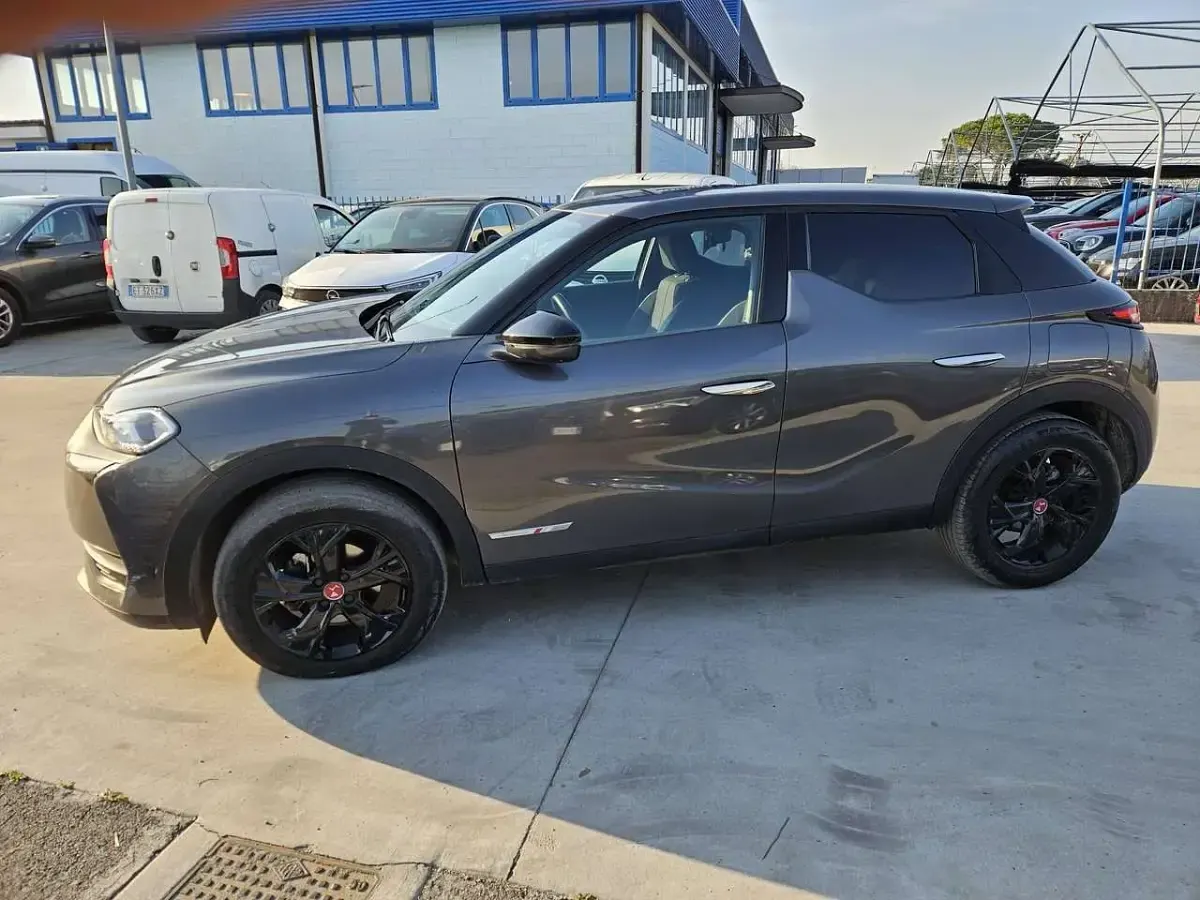 Usata DS Automobiles DS3 Crossback Performance 101 CV (74 kW) 2022 Grigio SUV