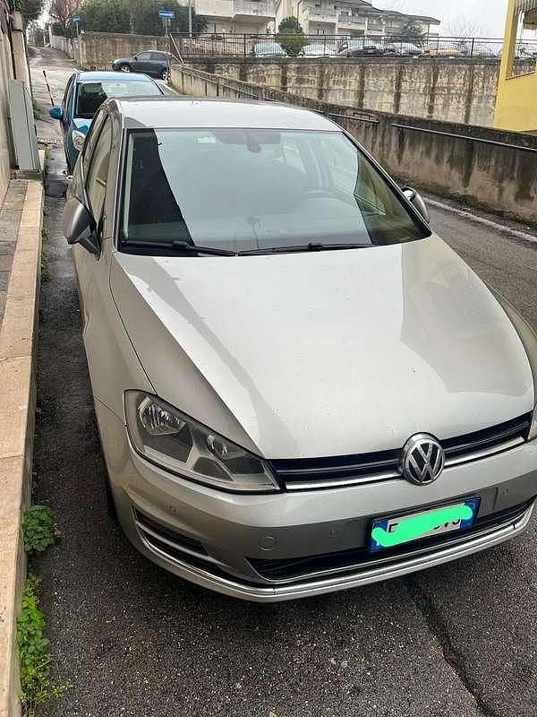 Usata VW Golf VII 110 CV (80 kW) 2014 Berlina