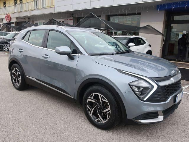 Usata Kia Sportage 136 CV (100 kW) 2022 Argento metallizzato SUV
