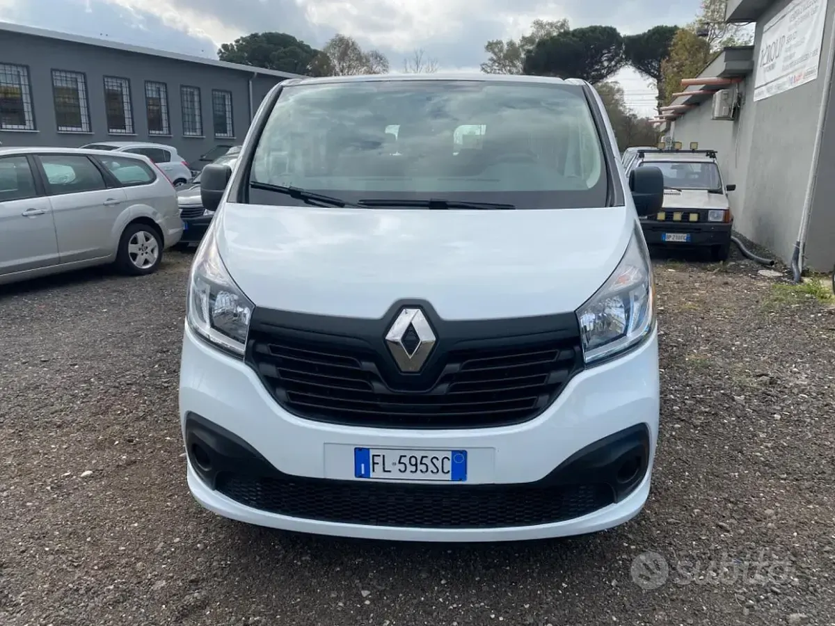 Usata Renault Trafic 125 CV (91 kW) 2017 Bianco Monovolume
