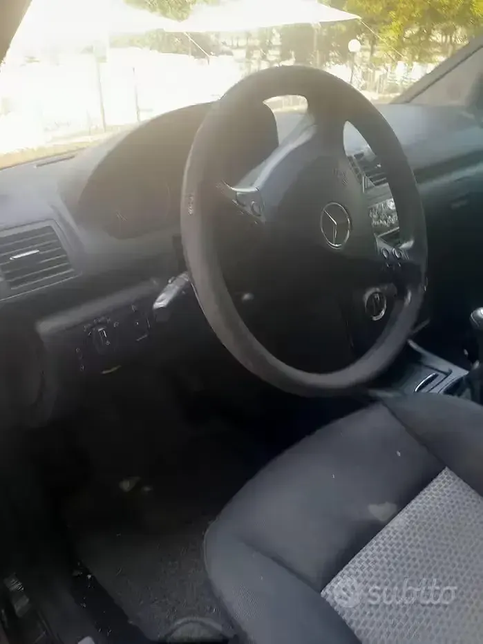 Usata Mercedes A160 95 CV (69 kW) 2007 Nero Berlina
