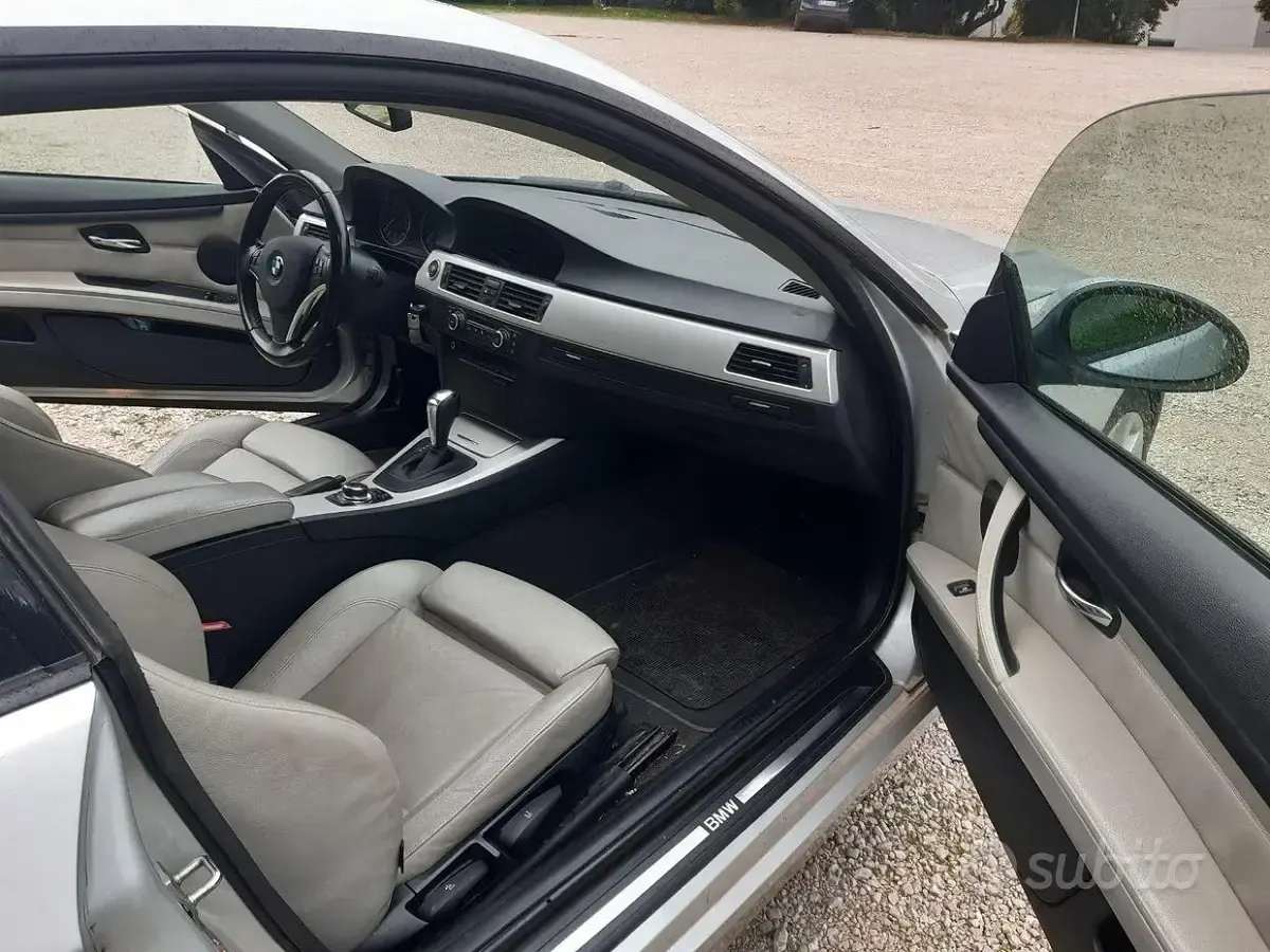 Usata BMW 320 177 CV (130 kW) 2009 Grigio Coupé