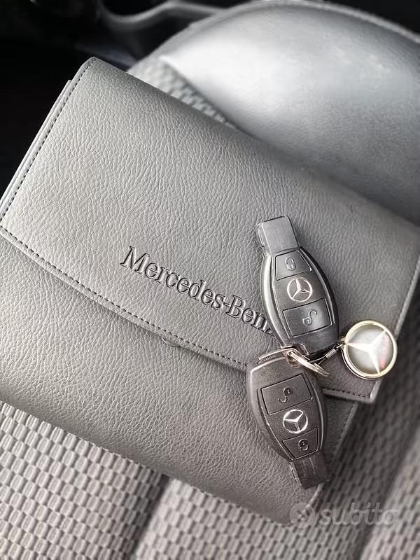 Usata Mercedes A160 Avantgarde 82 CV (60 kW) 2011 Grigio Utilitaria