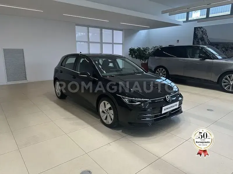 Usata VW Golf VIII Style 150 CV (110 kW) 2025 Nero Utilitaria