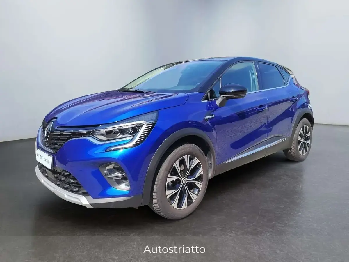 Usata Renault Captur Techno 90 CV (66 kW) 2023 Blu/azzurro SUV