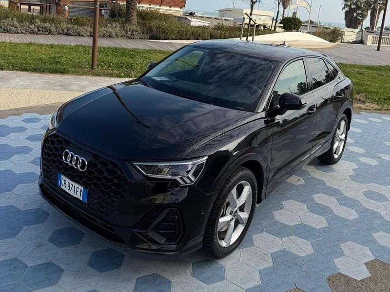 Usata Audi Q3 Sportback 150 CV (110 kW) 2024 Nero SUV