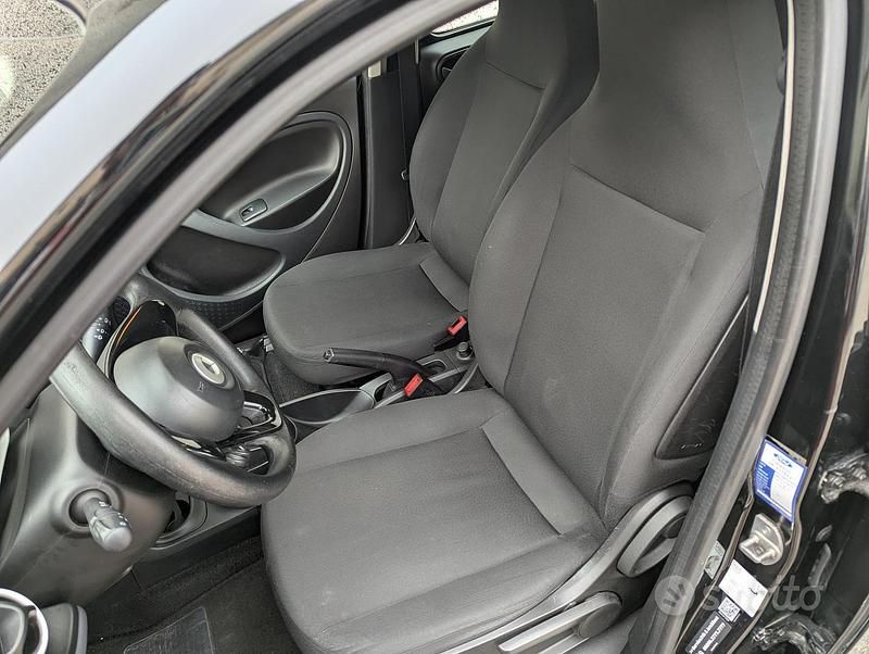 Usata Smart ForFour 71 CV (52 kW) 2019 Utilitaria