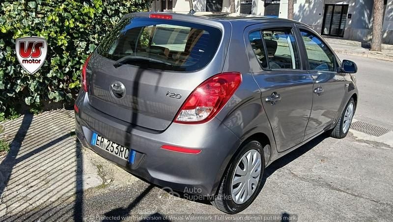 Usata Hyundai i20 84 CV (61 kW) 2013 Grigio Utilitaria