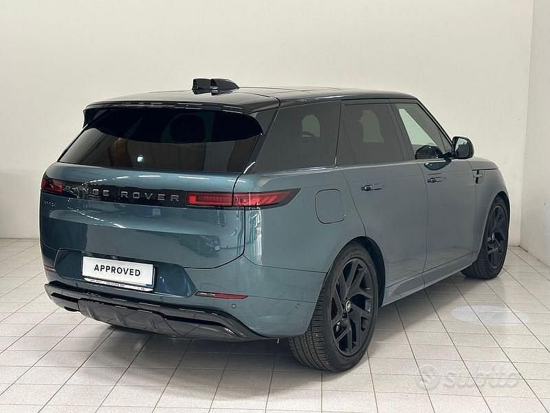 Usata Land Rover Range Rover Sport HSE Dynamic 249 CV (183 kW) 2024 Verde SUV